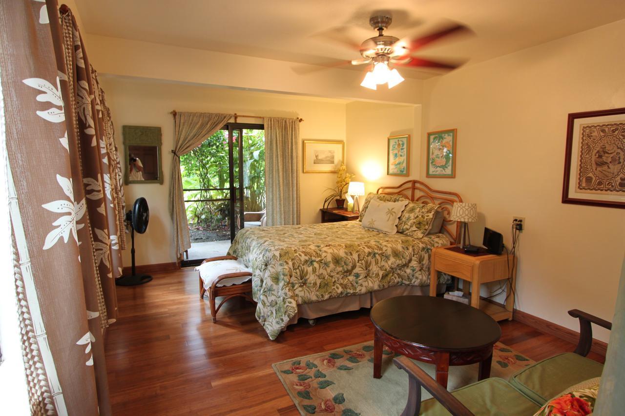 Hawaiian Oasis Bed & Breakfast ไคลัวโคนา ภายนอก รูปภาพ